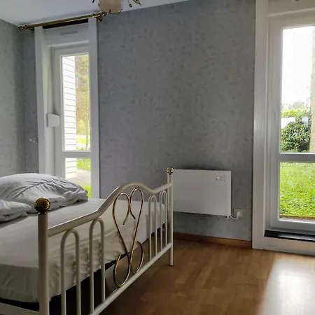 아파트 With Beautiful Views 2 Km From *